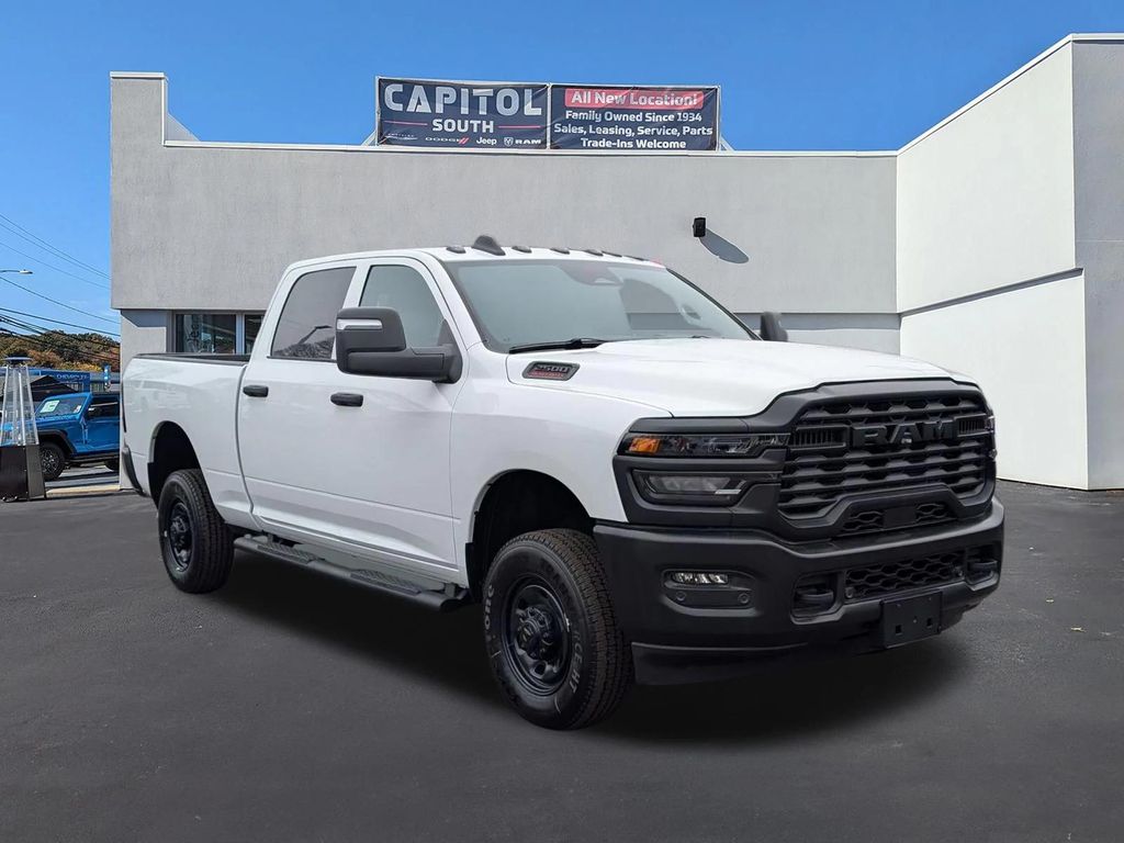 New 2026 RAM 2500 Tradesman Crew Cab 4x4 6'4' Box