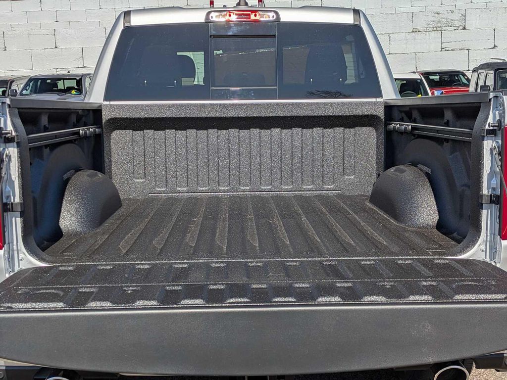 صورة 6 لـ 2026 RAM 1500 BIG HORN/LONE STAR