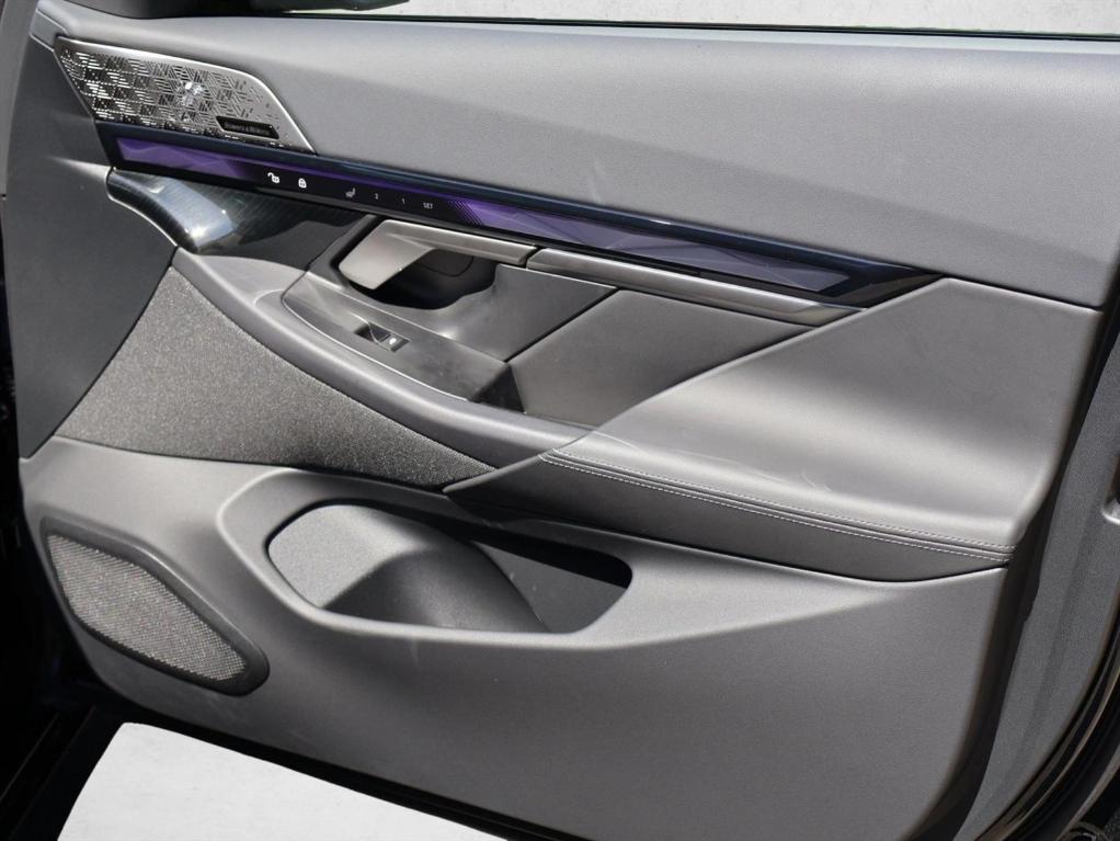 2025 BMW I5 M60 缩略图 29