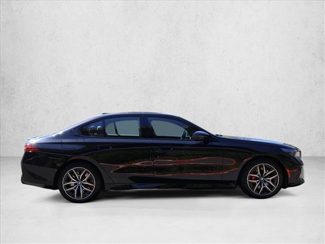 صورة 5 لـ 2025 BMW I5 M60
