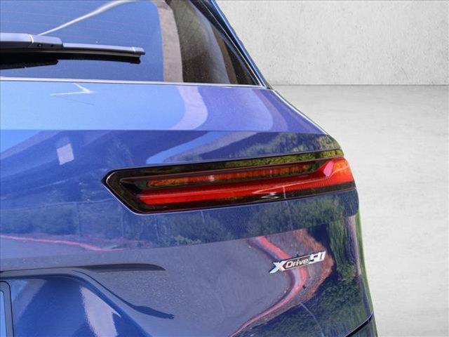صورة 8 لـ 2023 BMW IX XDRIVE50