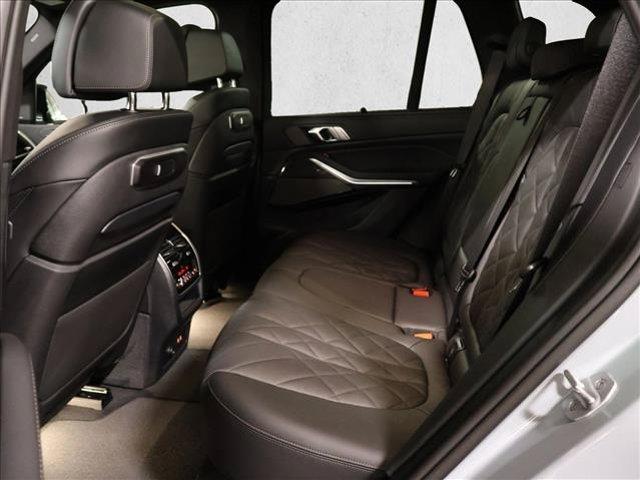 صورة مصغرة 17 لـ 2026 BMW X5 M60I