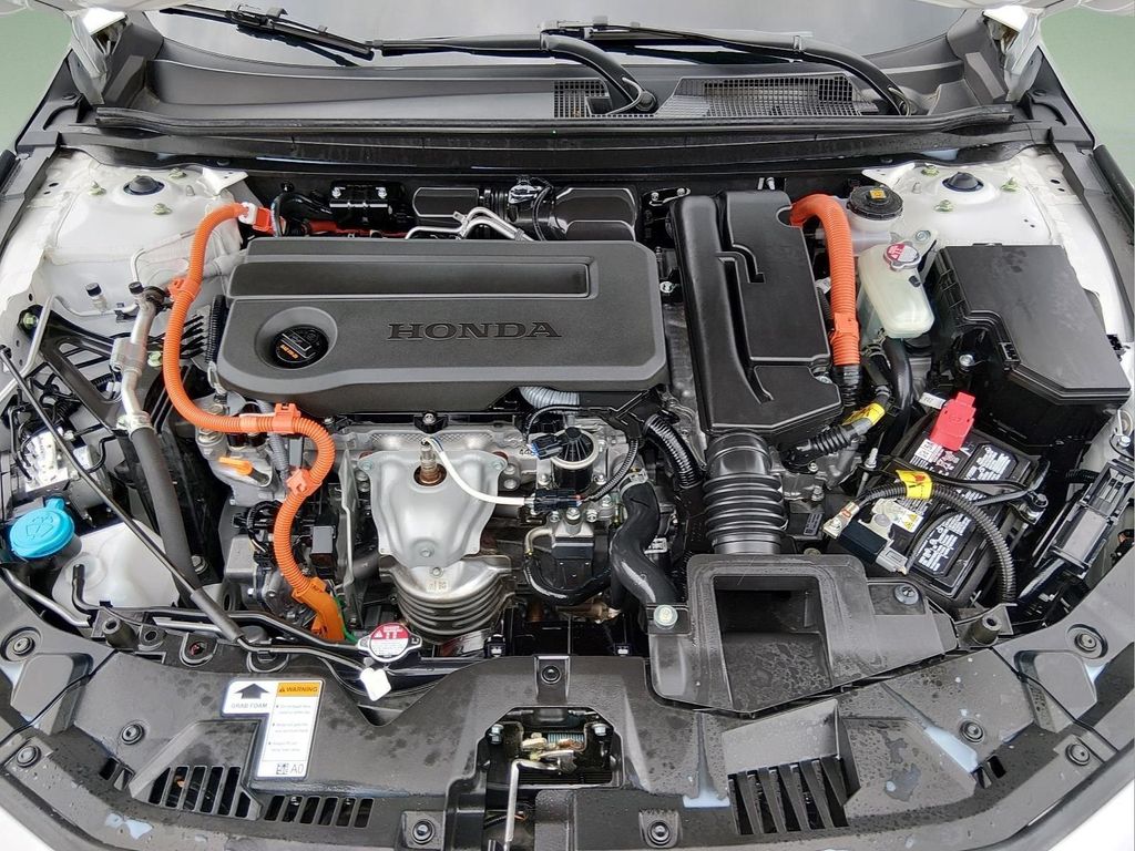 صورة 14 لـ 2025 Honda ACCORD HYBRID SPORT