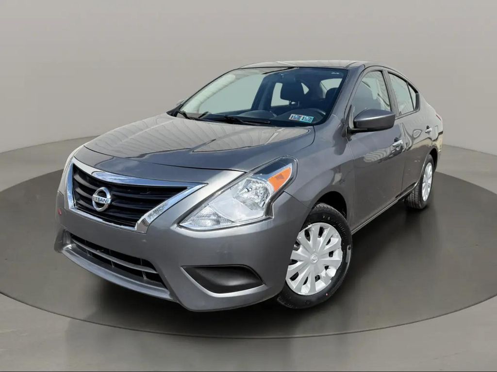 Used 2019 Nissan Versa 1.6 SV