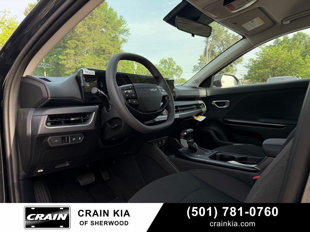 New 2026 Kia K4 LXS