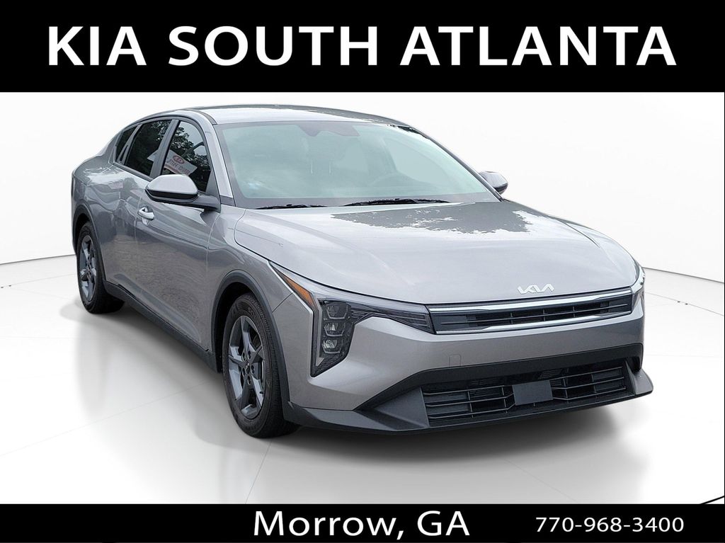 New 2026 Kia K4 LXS