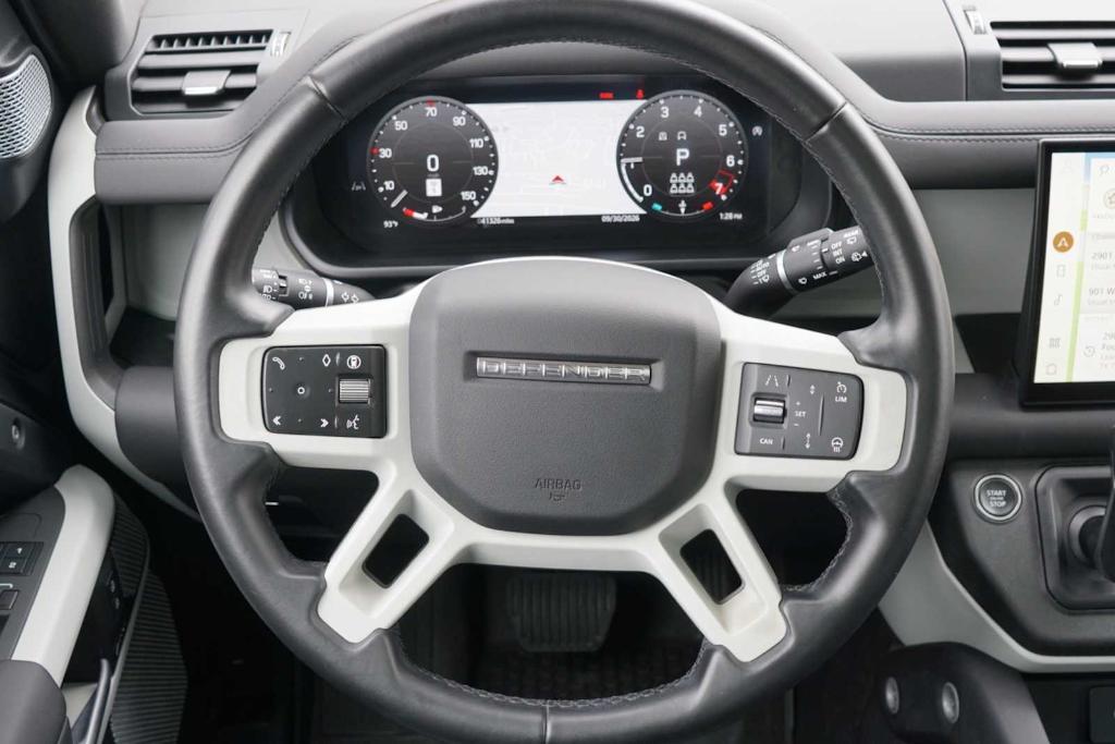 صورة مصغرة 21 لـ 2024 LAND Rover DEFENDER P300 S