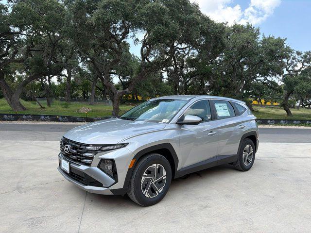 New 2026 Hyundai TUCSON Hybrid SE