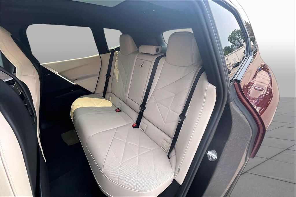 2024 BMW IX XDRIVE50 缩略图 21
