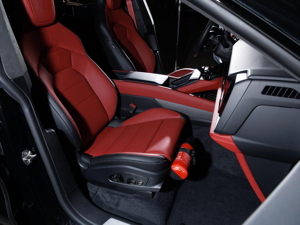 صورة مصغرة 26 لـ 2026 Porsche CAYENNE TURBO ELECTRIC