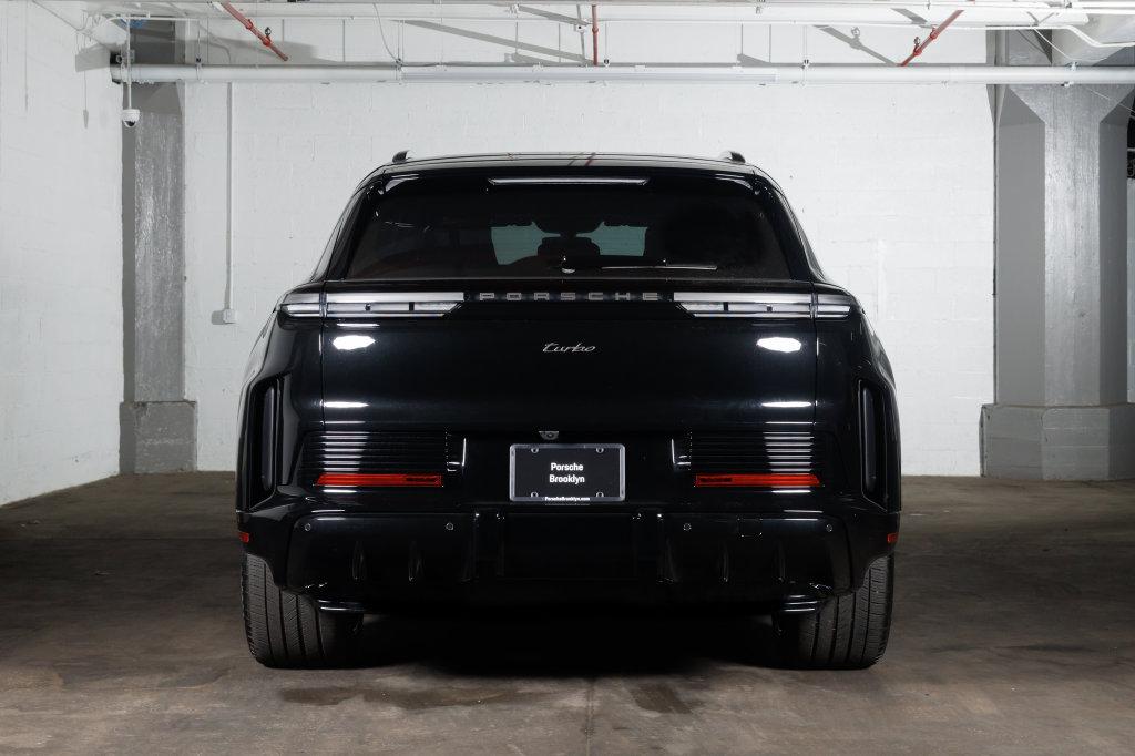 2026 Porsche CAYENNE TURBO ELECTRIC 照片 3