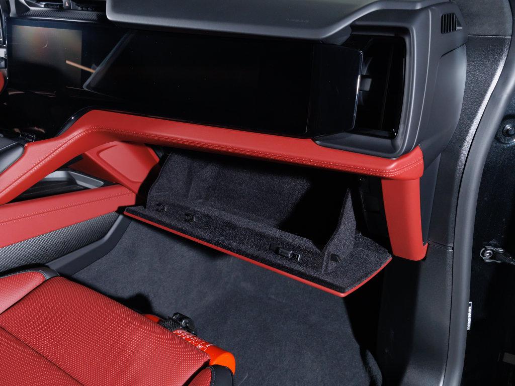 صورة مصغرة 25 لـ 2026 Porsche CAYENNE TURBO ELECTRIC