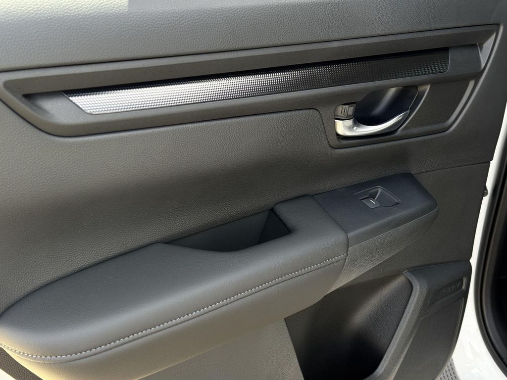 صورة مصغرة 18 لـ 2026 Honda CR-V LX AWD