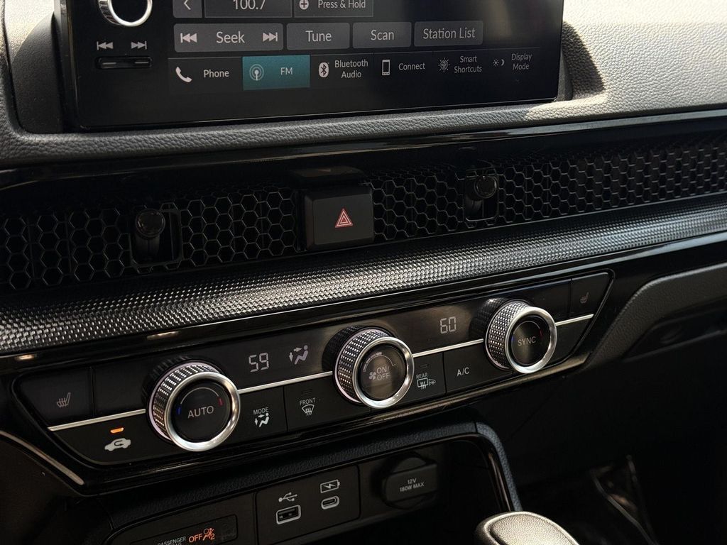 صورة 15 لـ 2023 Honda CR-V EX-L AWD