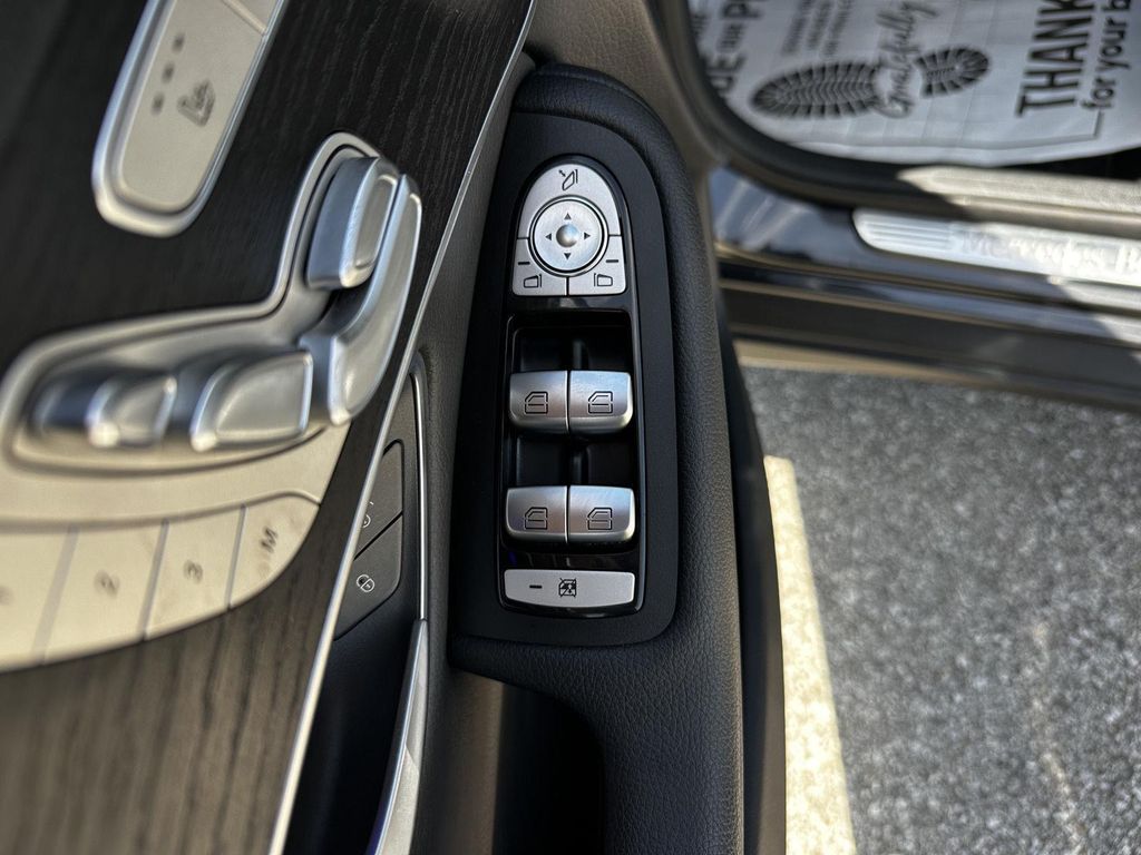 MERCEDES-BENZ GLC - 9