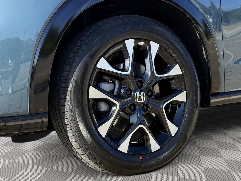 صورة 9 لـ 2027 Honda HR-V EX-L