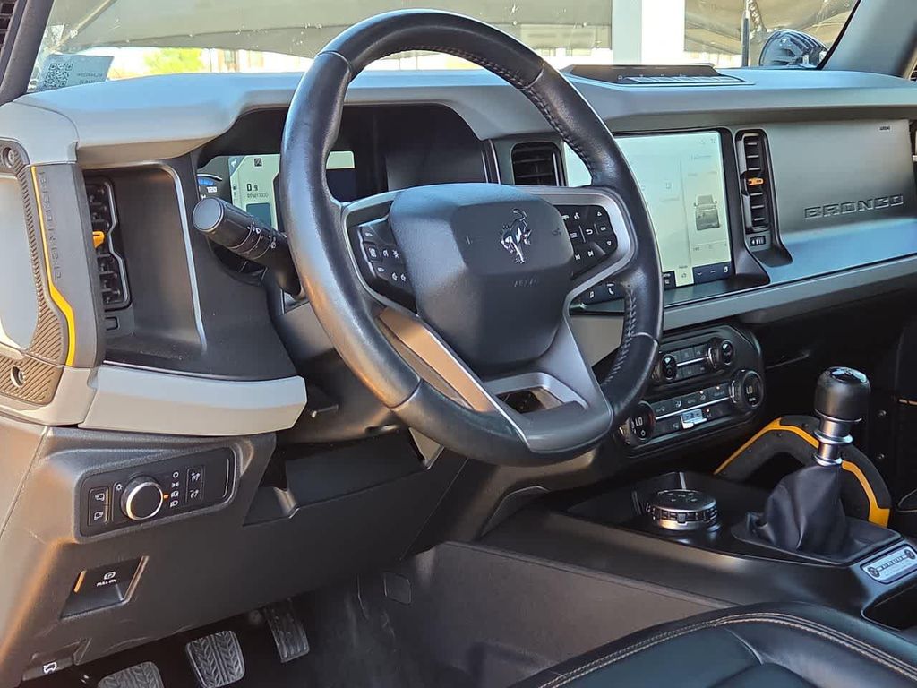 FORD BRONCO - 10