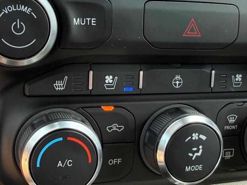 صورة مصغرة 23 لـ 2022 RAM 1500 LARAMIE