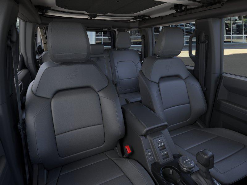 FORD BRONCO - 10