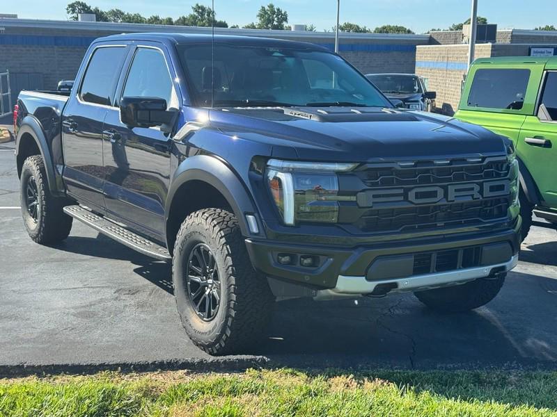 2026 FORD F-150 RAPTOR 照片 4
