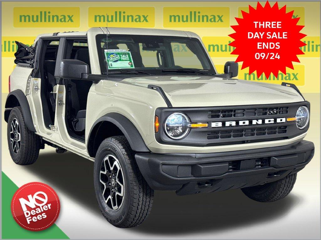 New 2026 Ford Bronco Base