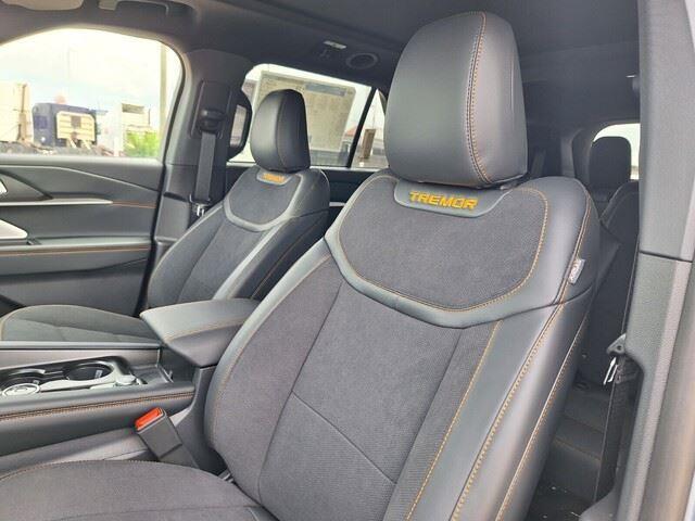 صورة مصغرة 13 لـ 2026 FORD EXPLORER TREMOR