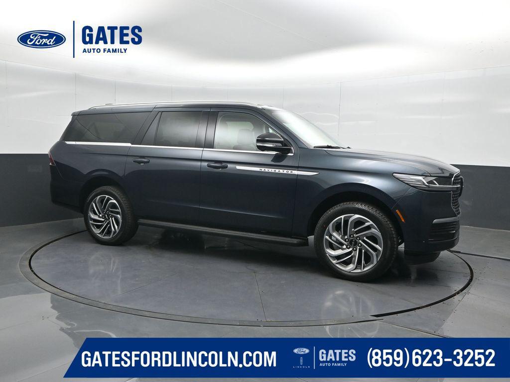 New 2026 Lincoln Navigator Premiere