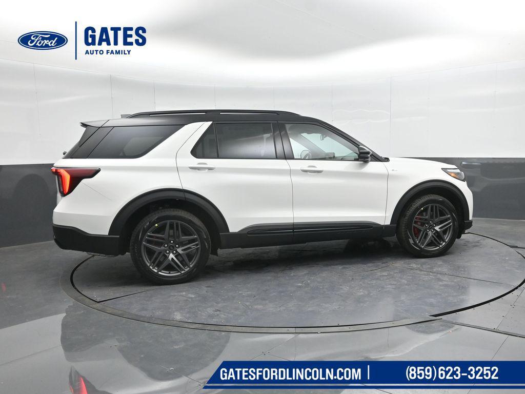 2026 FORD EXPLORER ST-LINE 照片 3