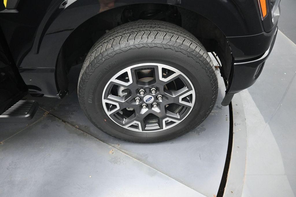 صورة مصغرة 30 لـ 2024 FORD F-150 STX