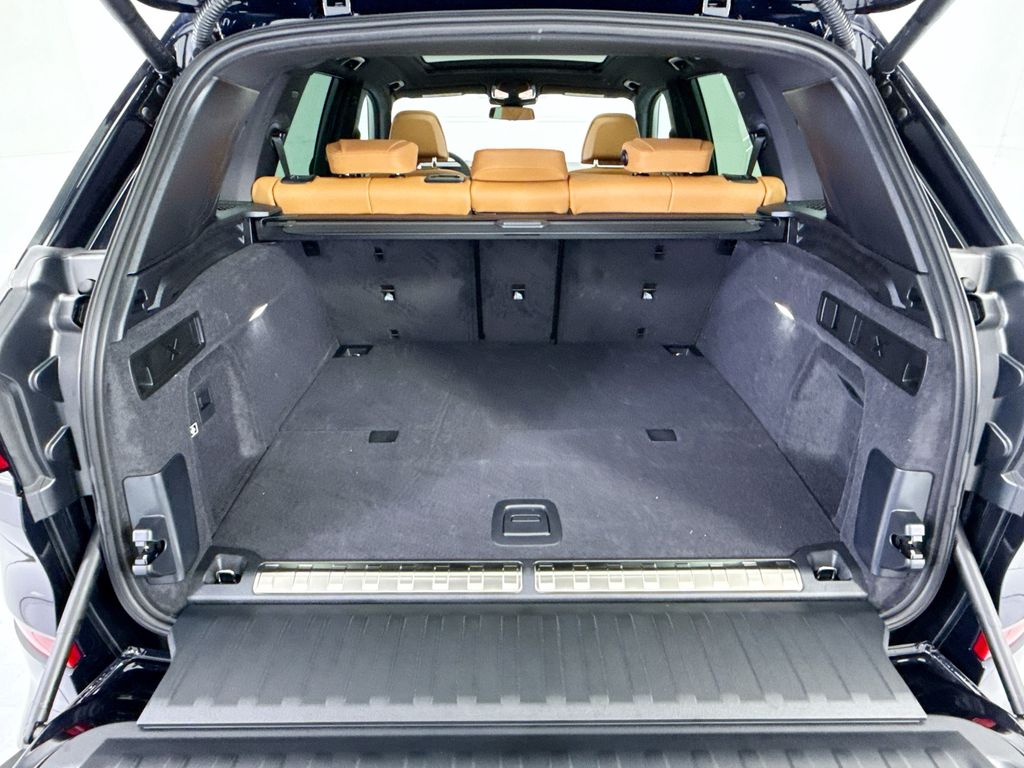 2026 BMW X5 XDRIVE50E — миниатюра 27