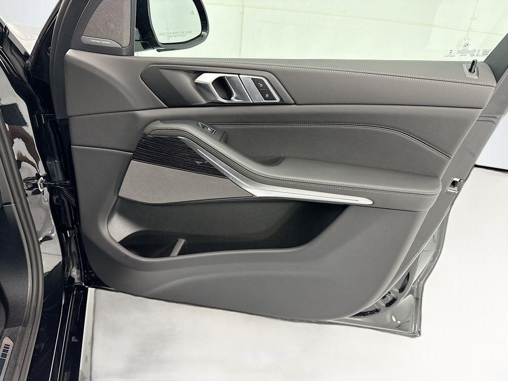 صورة مصغرة 23 لـ 2026 BMW X5 XDRIVE40I
