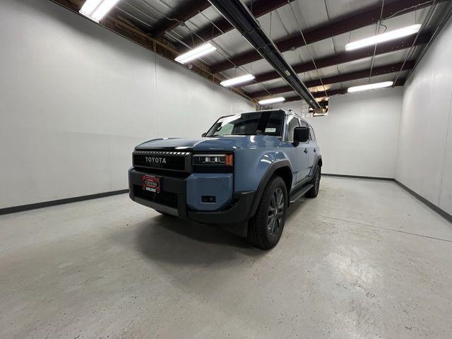 TOYOTA LAND CRUISER - 4