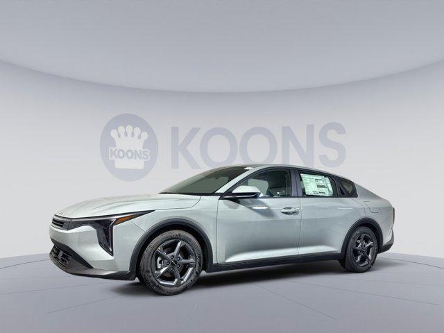 New 2026 Kia K4 LXS