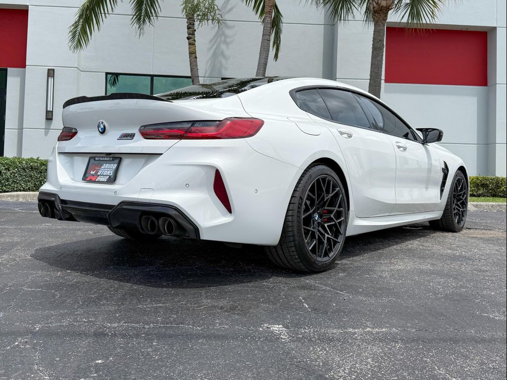 2022 BMW M8 GRAN COUPE COMPETITION 照片 18