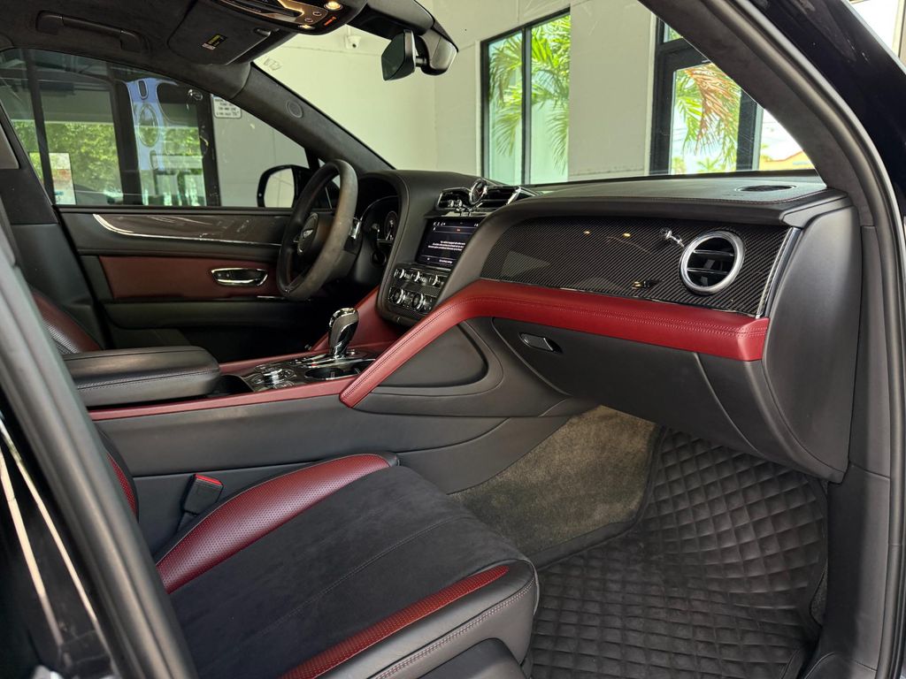 2022 Bentley BENTAYGA V8 缩略图 28