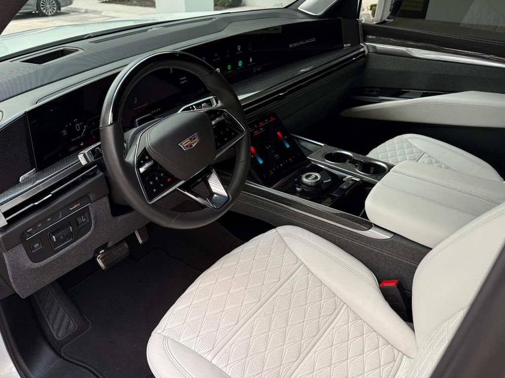 صورة مصغرة 23 لـ 2025 Cadillac ESCALADE V-SERIES