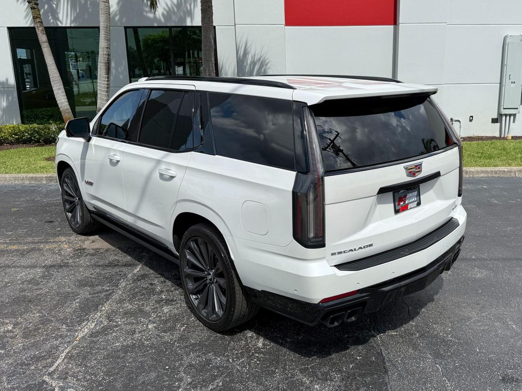 صورة مصغرة 14 لـ 2025 Cadillac ESCALADE V-SERIES