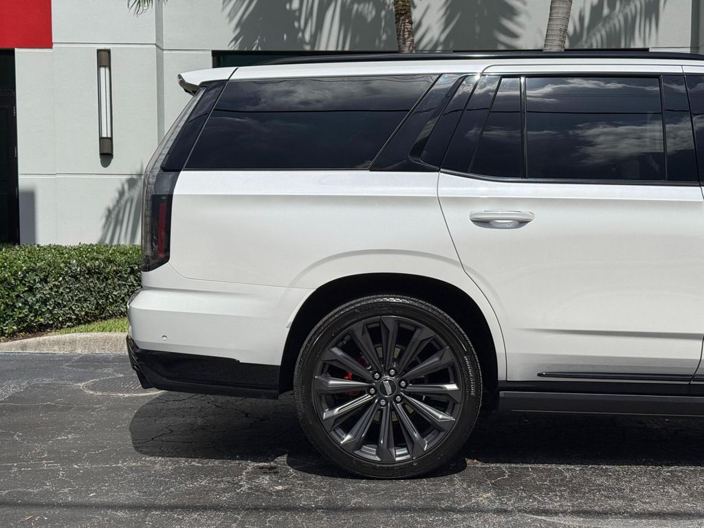 2025 Cadillac ESCALADE V-SERIES 照片 4