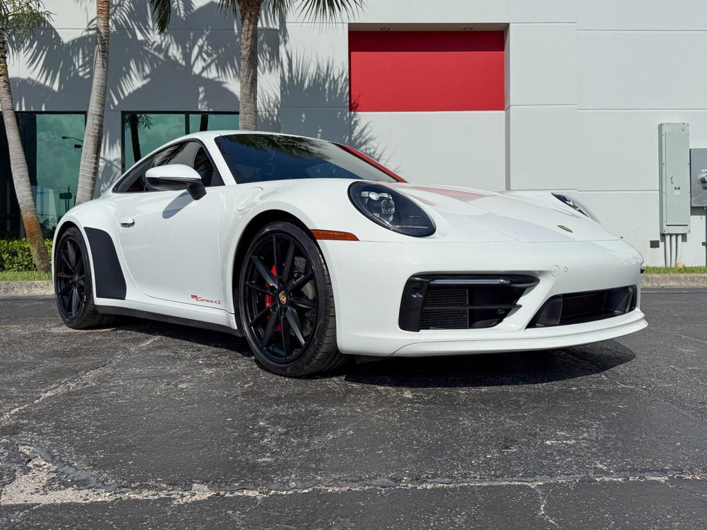 صورة 5 لـ 2021 Porsche 911 CARRERA 4S