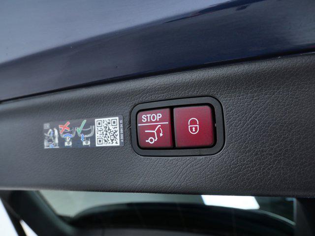 صورة 8 لـ 2023 Mercedes-BENZ EQS