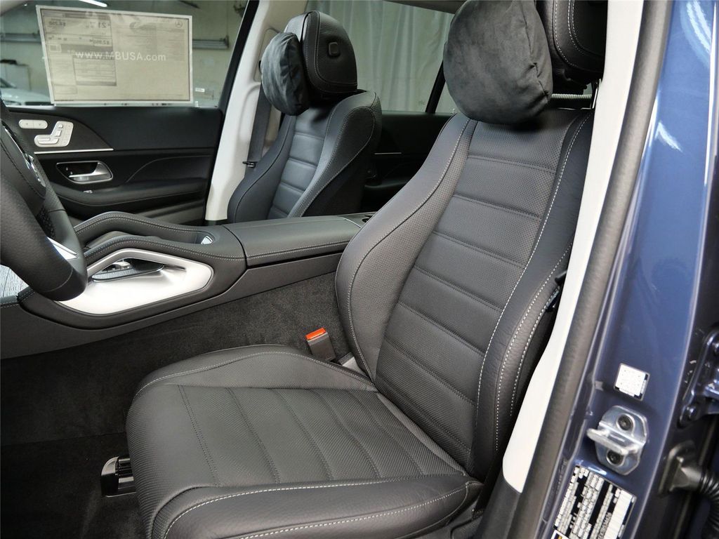 MERCEDES-BENZ GLS - 3