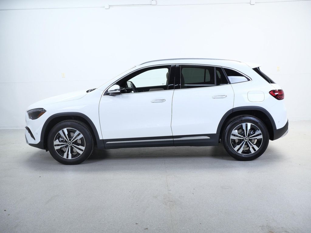 2026 Mercedes-BENZ GLA — фото 5