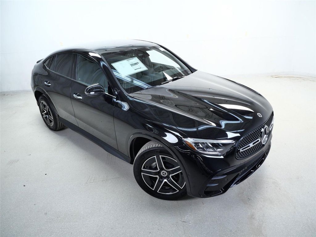 MERCEDES-BENZ GLC - 4