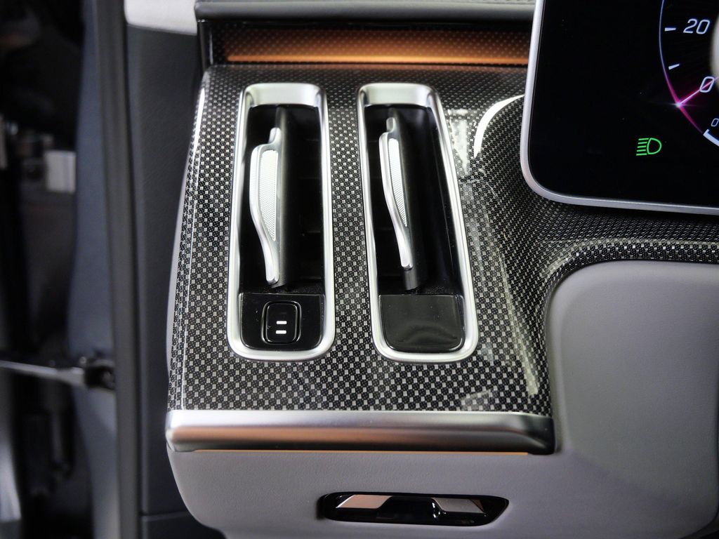 2022 Mercedes-BENZ S-CLASS thumbnail 28