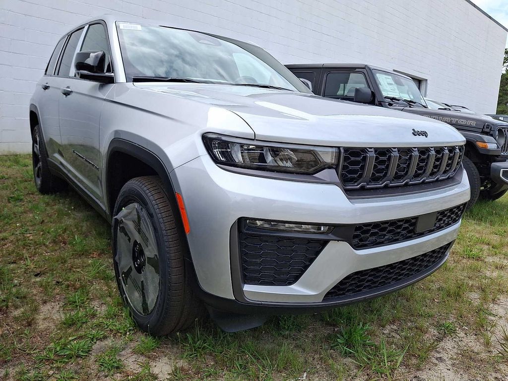 New 2026 Jeep Grand Cherokee Limited