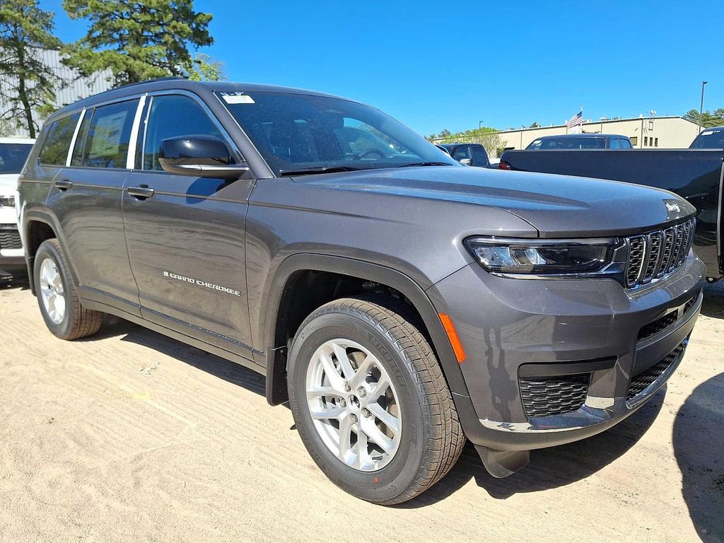 New 2026 Jeep Grand Cherokee L Altitude