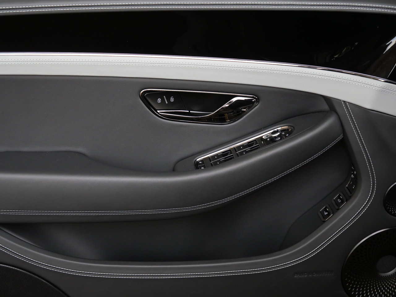2026 Bentley CONTINENTAL GT BASE — миниатюра 16