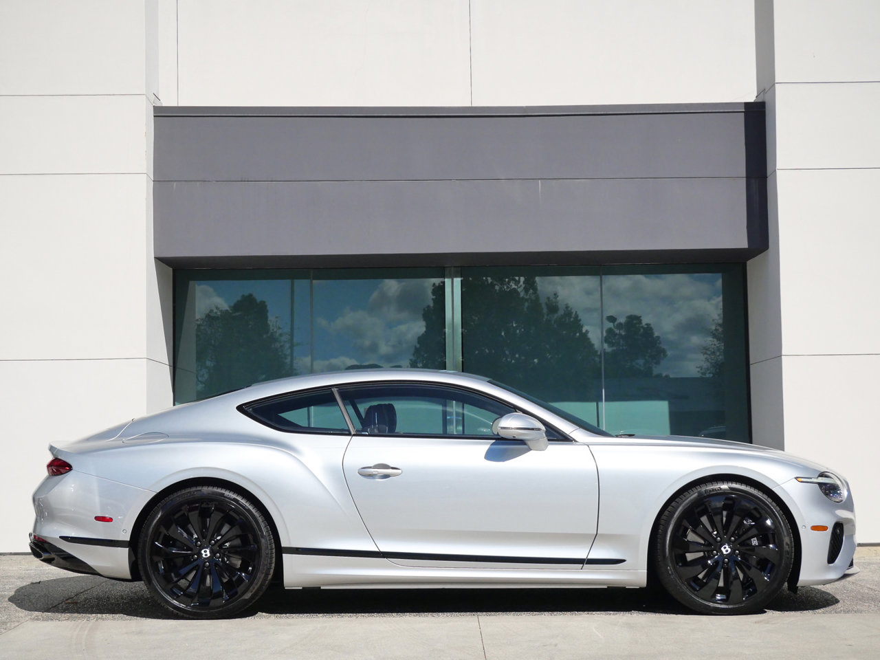 2026 Bentley CONTINENTAL GT BASE photo 5