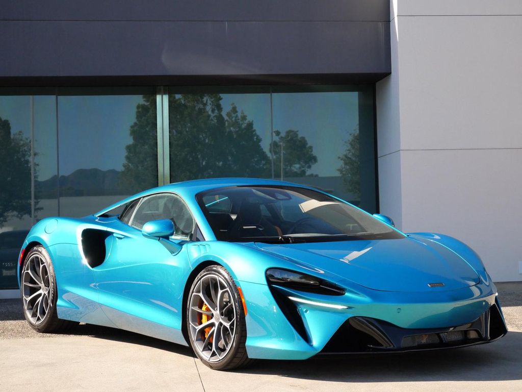 New 2026 McLaren Artura Base
