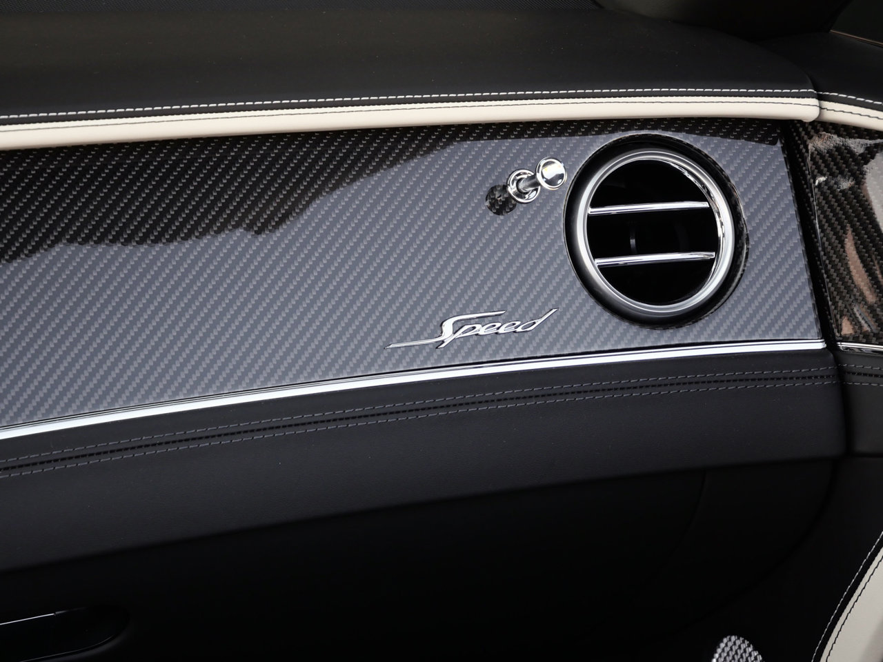 صورة مصغرة 22 لـ 2023 Bentley CONTINENTAL GT BASE